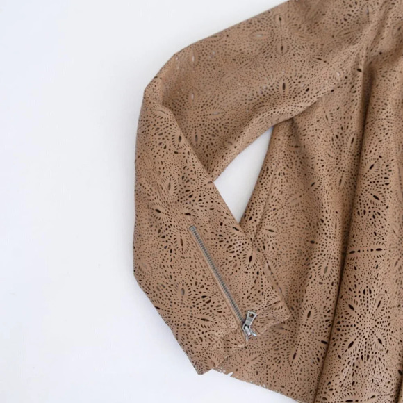 Alice +  Olivia Vanna Laser-Cut 100% Lamb Leather Tan Jacket Medium - Picture 8 of 14